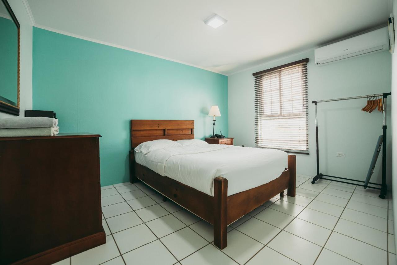 Ser'I Bucurui Accommodations Palm Beach Eksteriør bilde